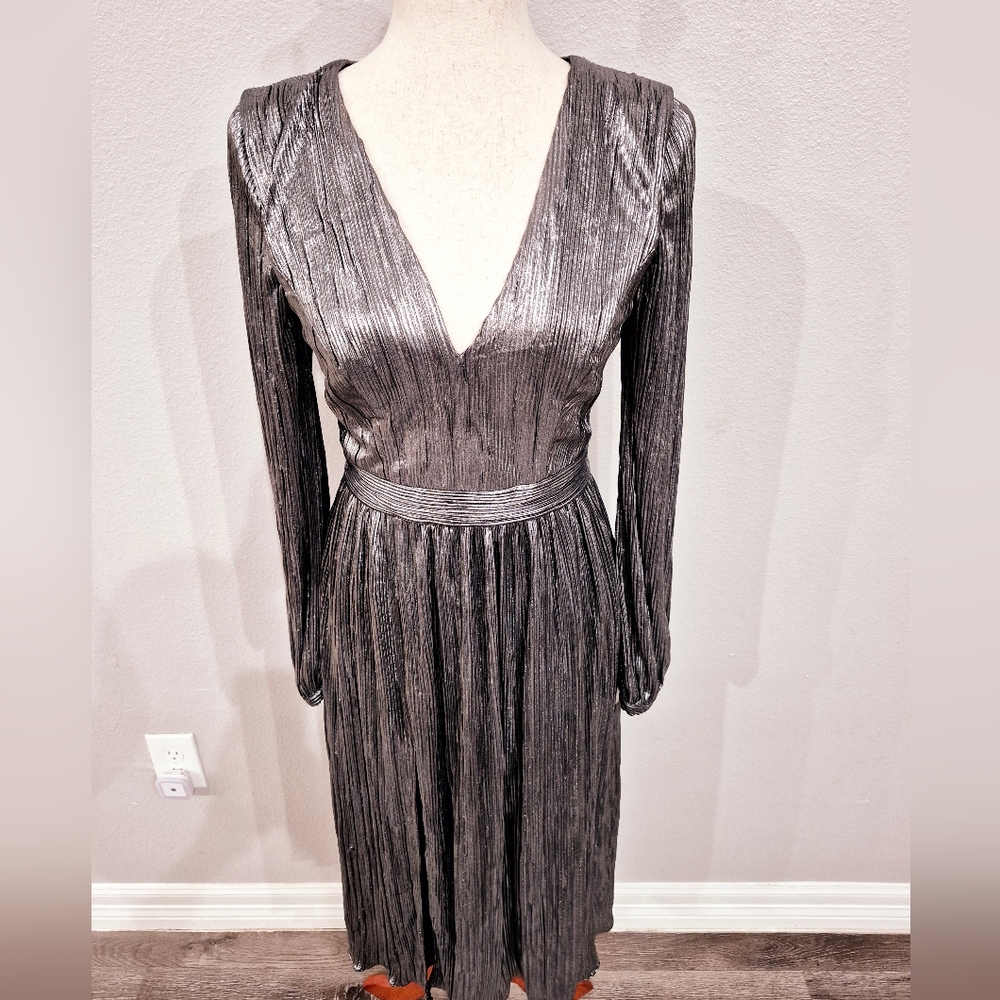 Dress The Population  Dress Womens Size Small NEW with Tag Silver Color - Picture 7 of 10